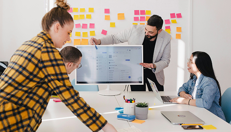 Webseite bekannt machen - gute Planung von Content und Werbung ist wichtig.