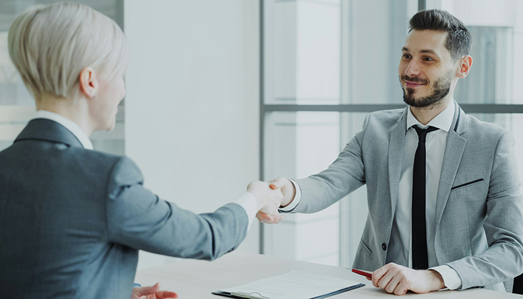 Um einen Kredit schnell zu bekommen, solltest du dich gut auf den Antrag vorbereiten.